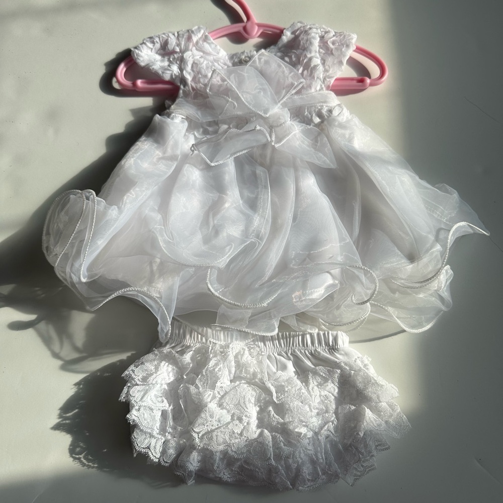 WHITE 3D FLORAL BUTTON CLOSURE TIE RIBBON LAYERED RUFFLE LACE SIZE S DRESS